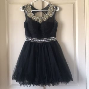 black prom dress